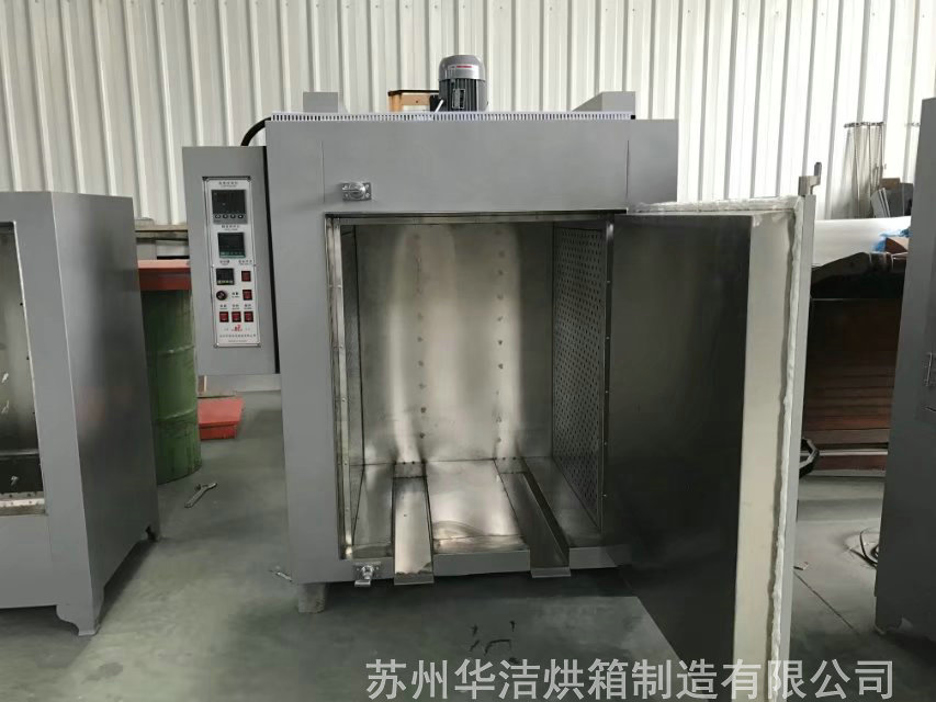 烘箱加熱時(shí)是否可以開啟箱門？